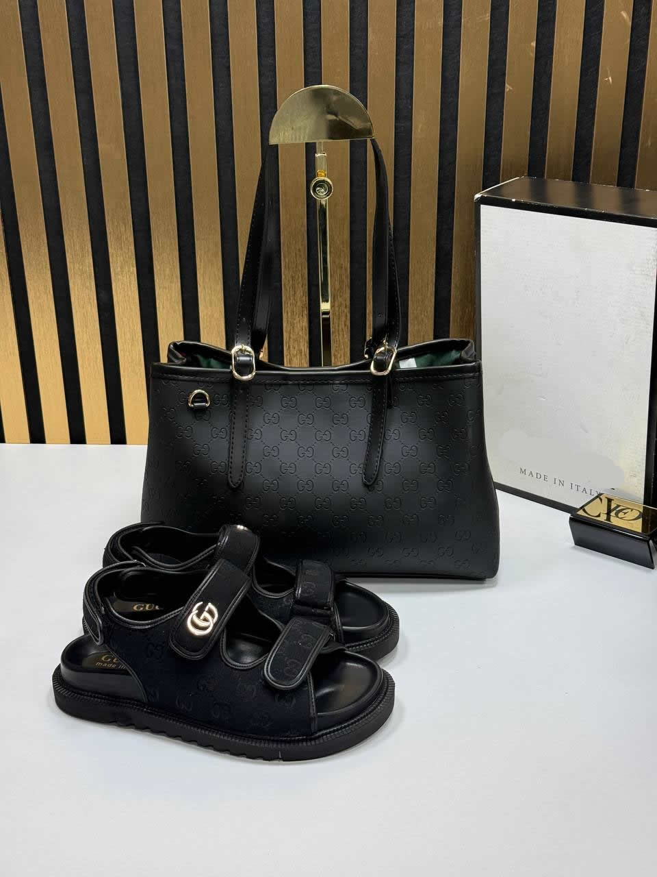 New G sandal set