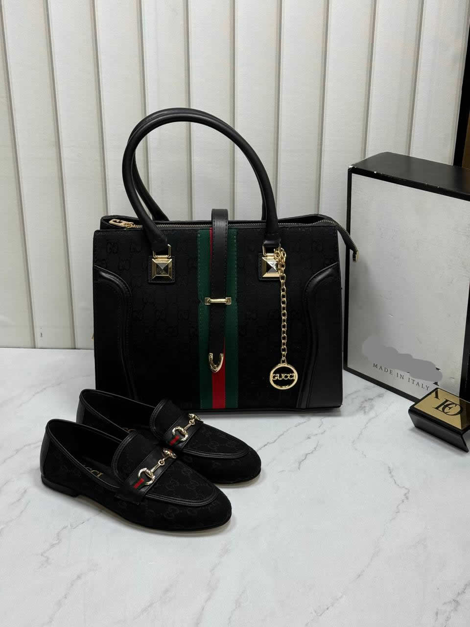 Women's casual shoe and bag set