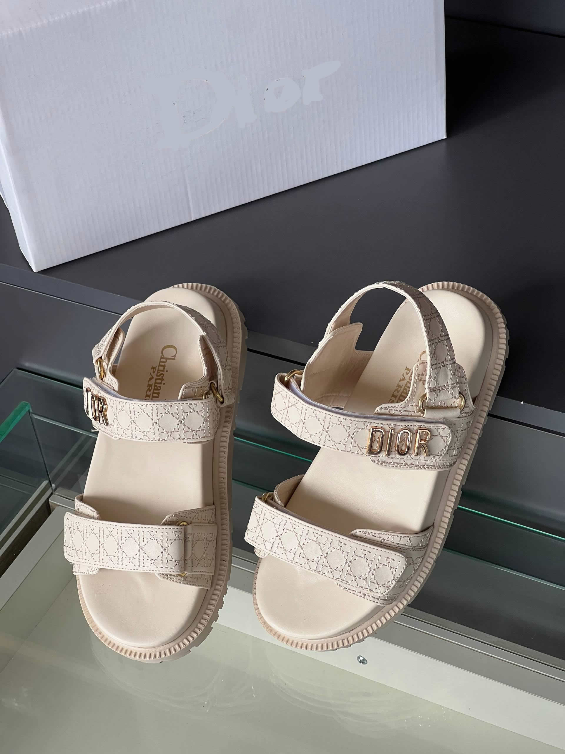 CD new sandals