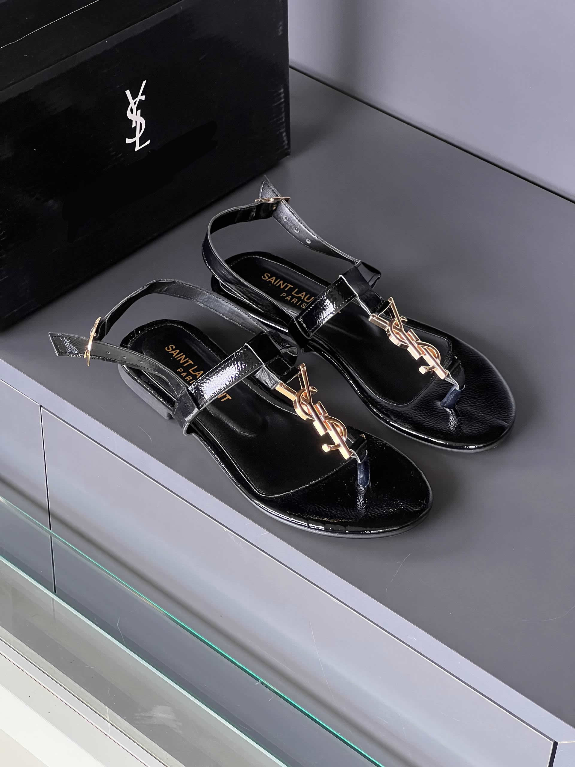YSEL flip-flops