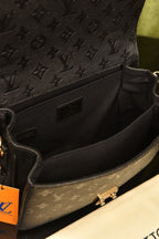Pochette Metis