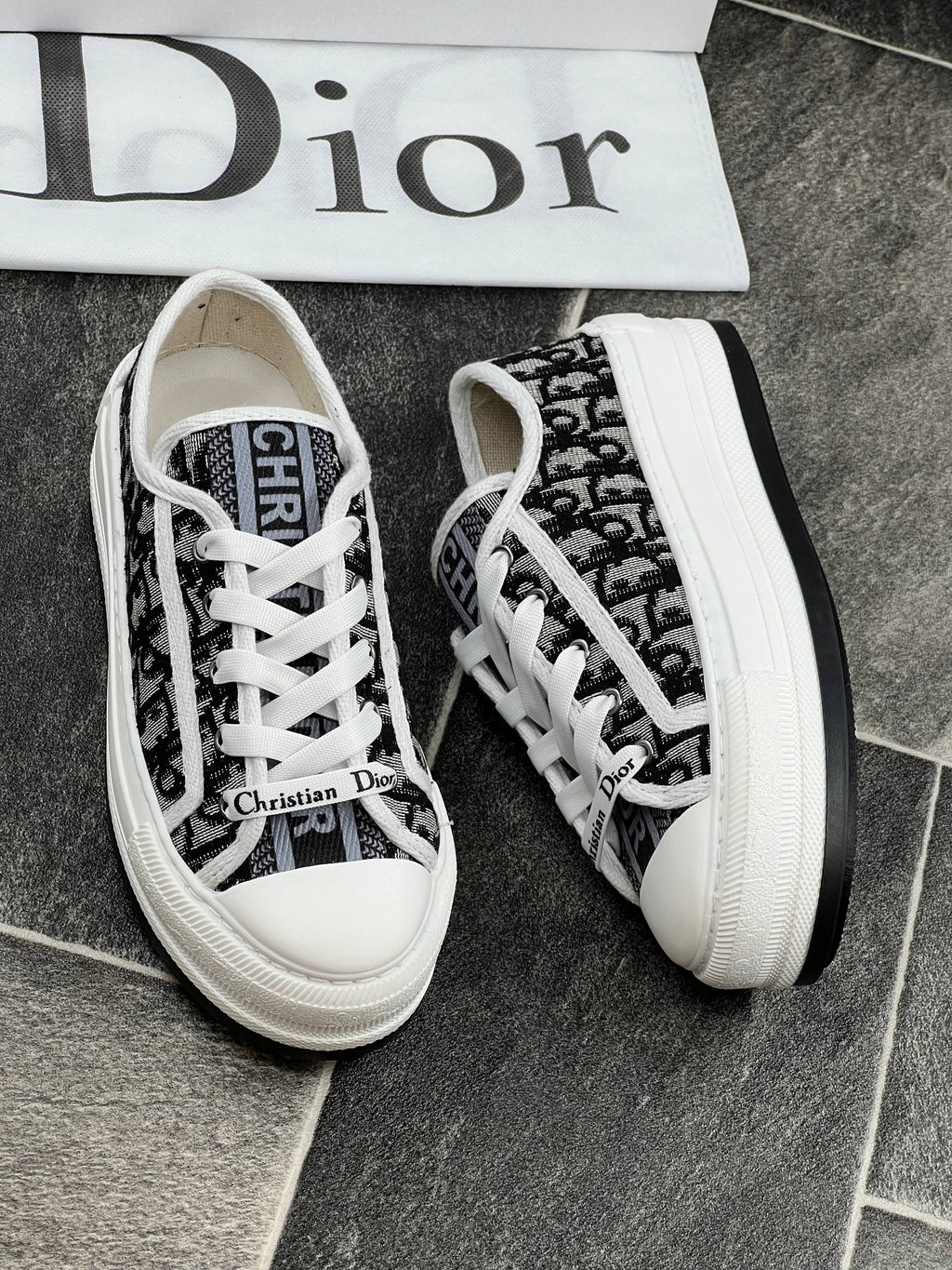 NEW SEASON SHOES
