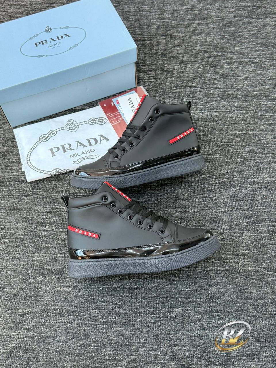 PR New Season Black
