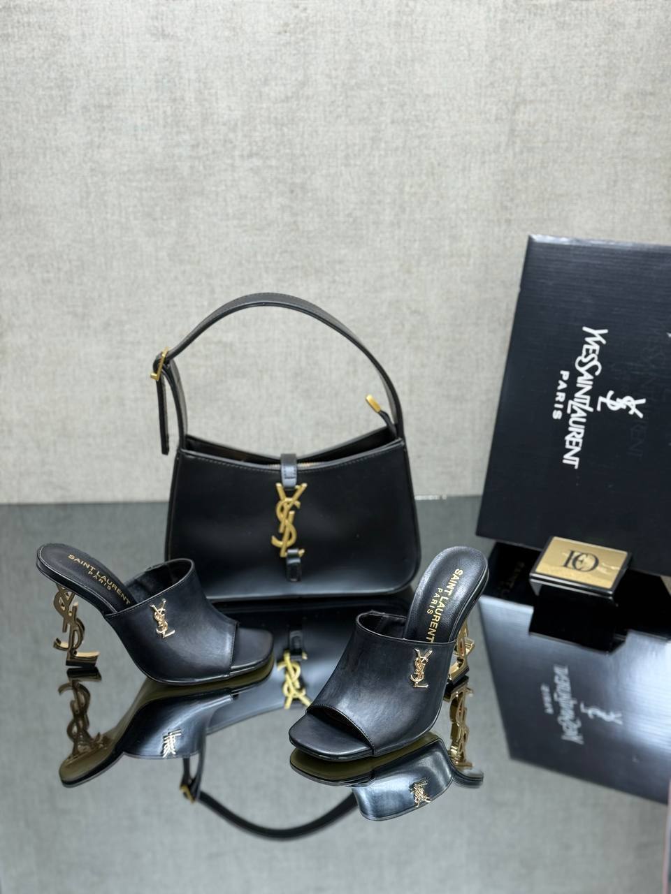 Bolso, zapatos y cartera