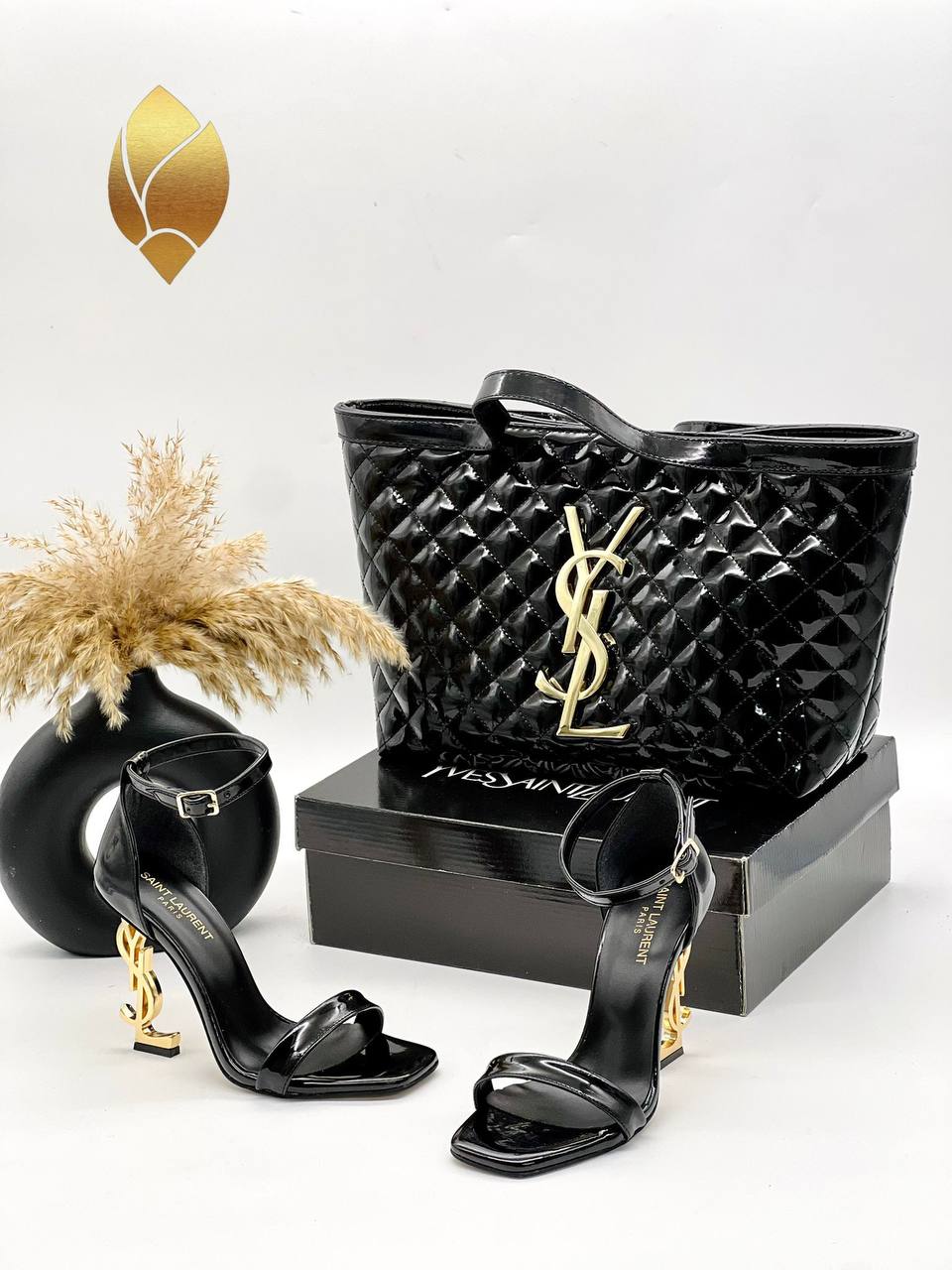 Bolso y zapato