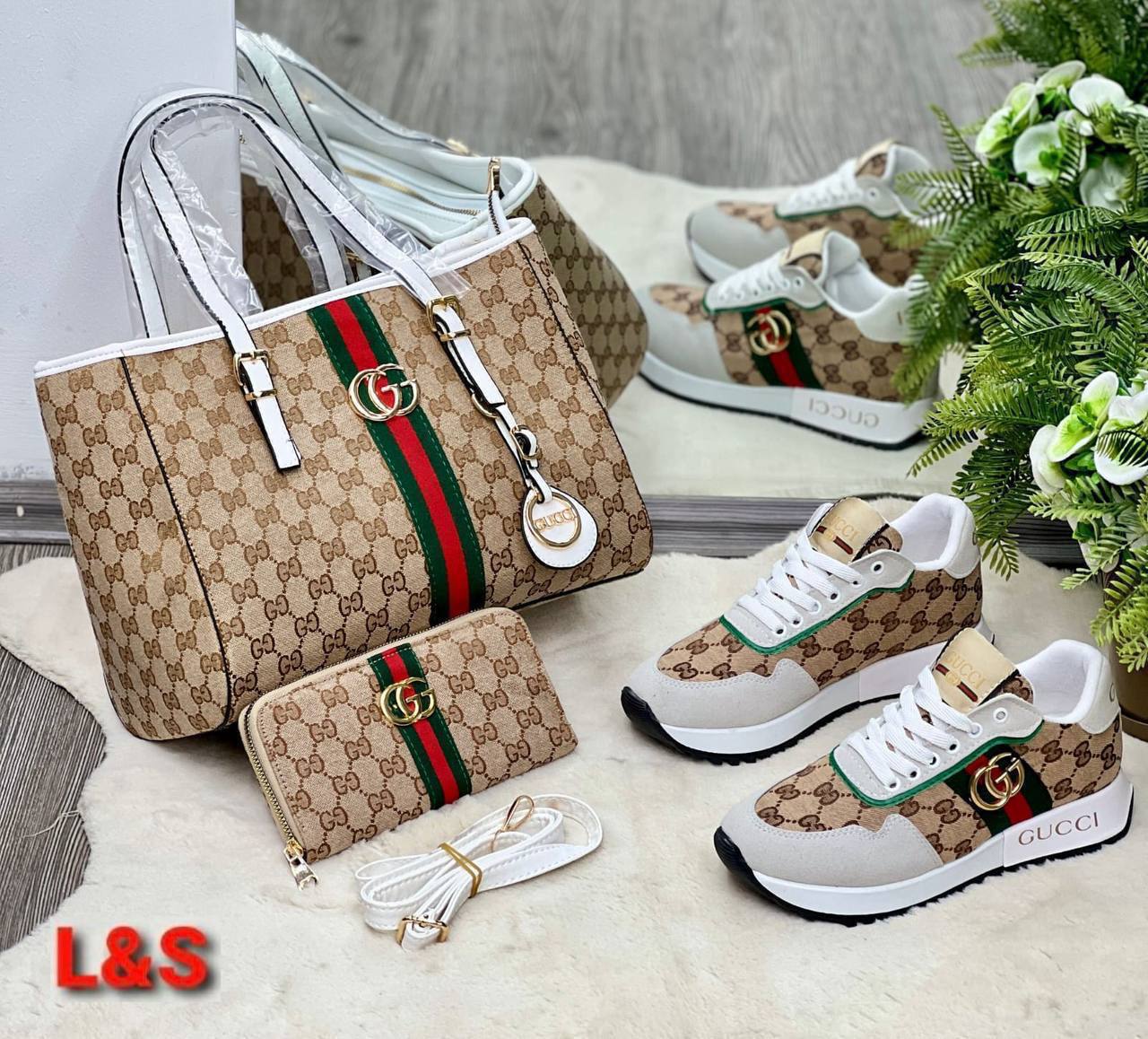 Bolso, zapatos y cartera