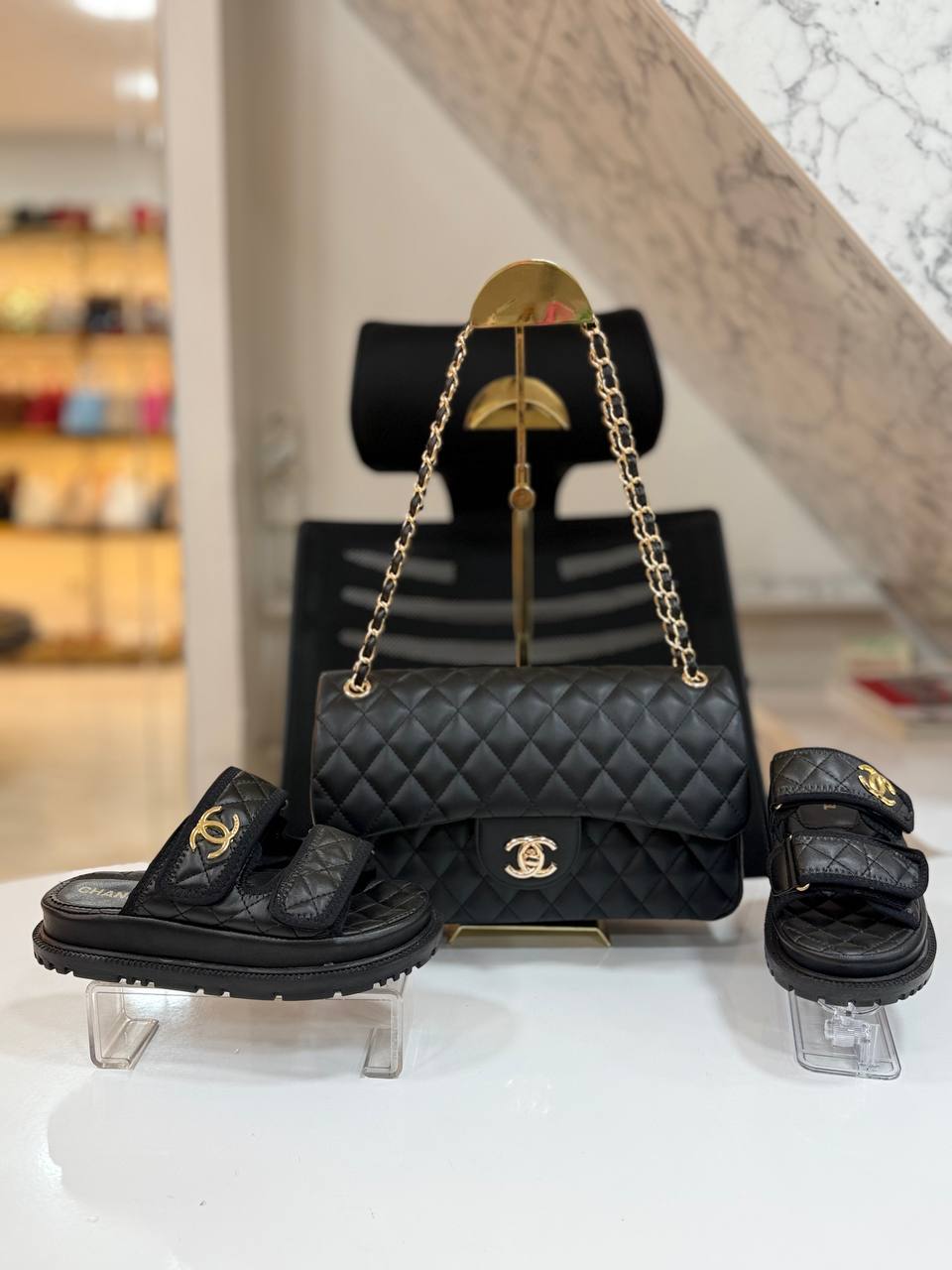 CH - Bolsa y Pantufla