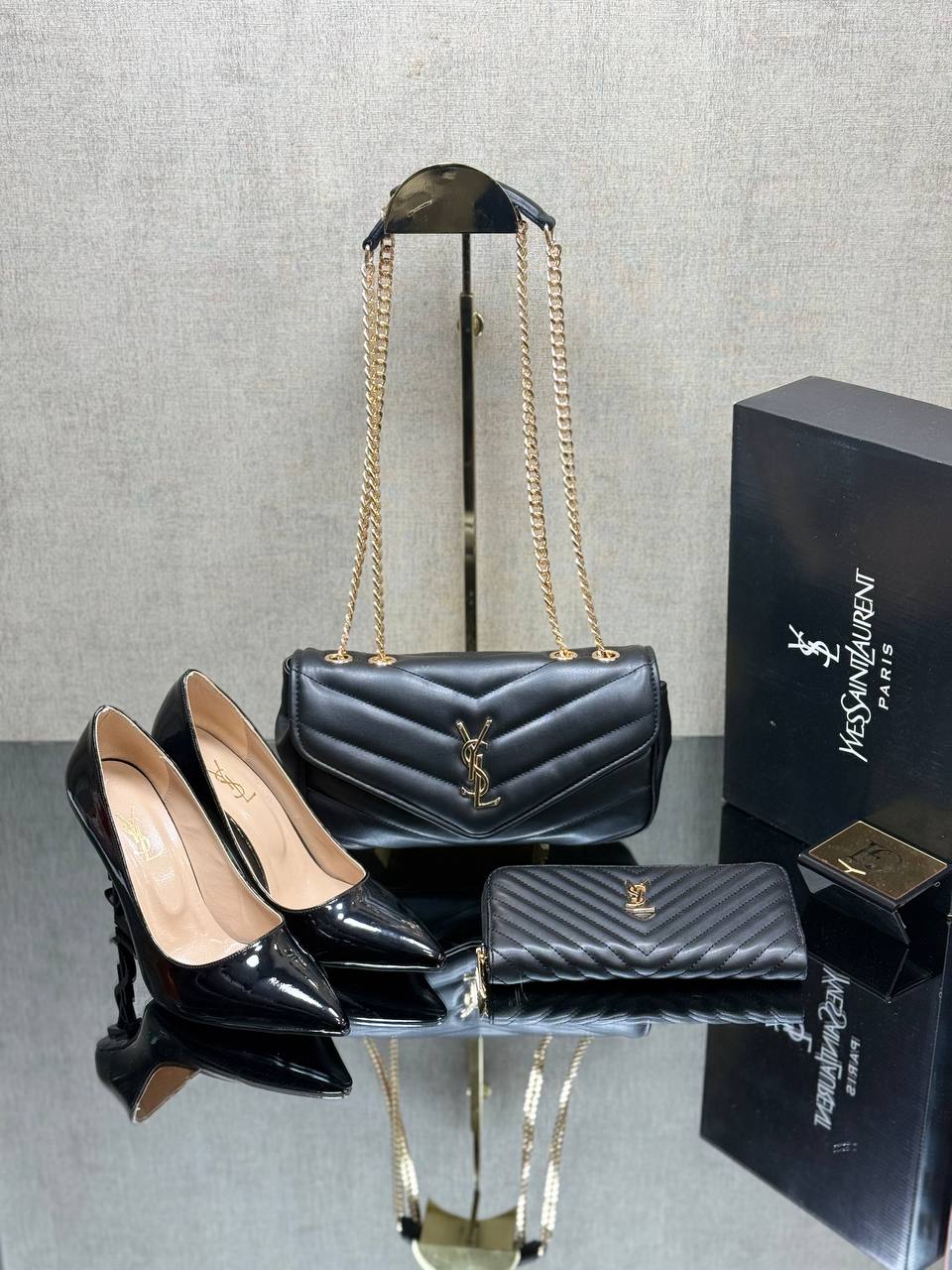 Bolso y Zapatos y Cartera