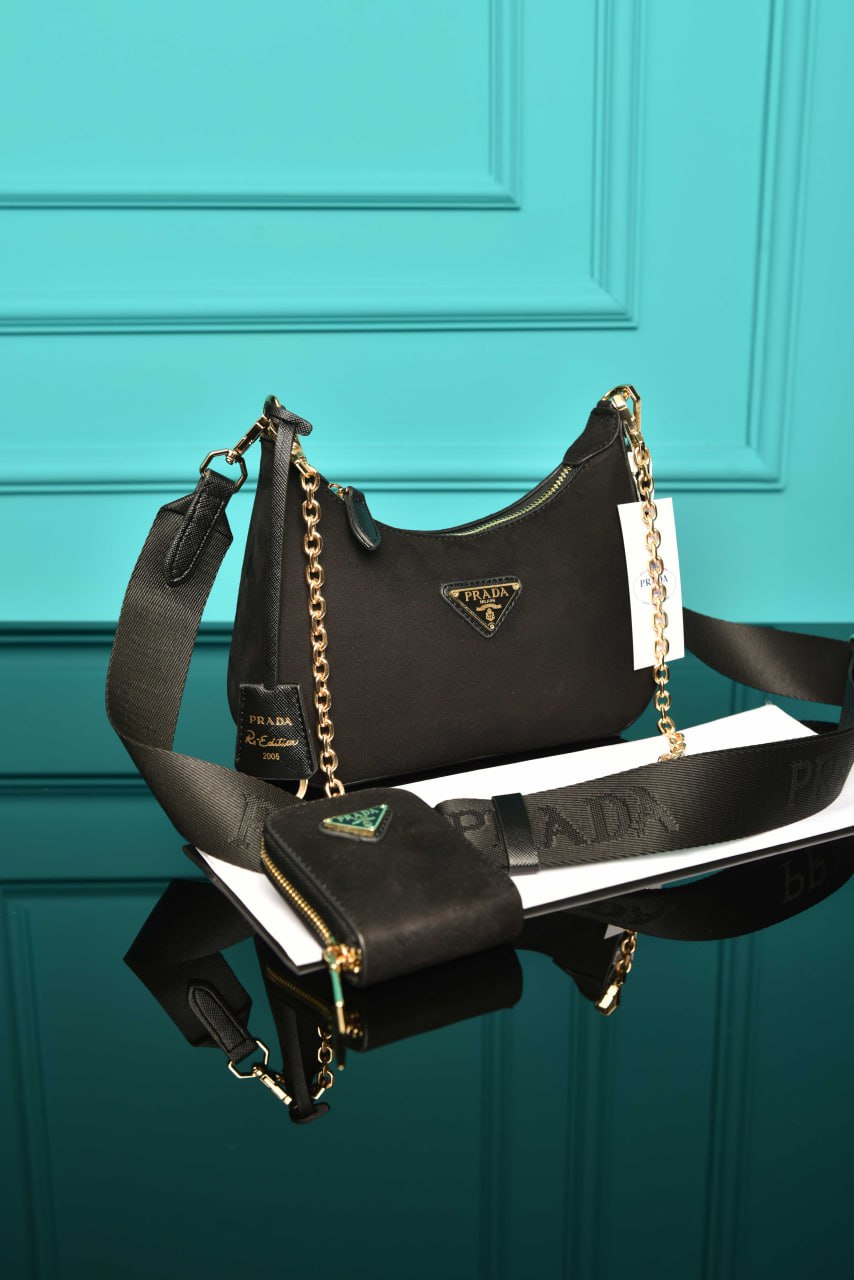 Re-Edition 2005 Saffiano Leather Bag