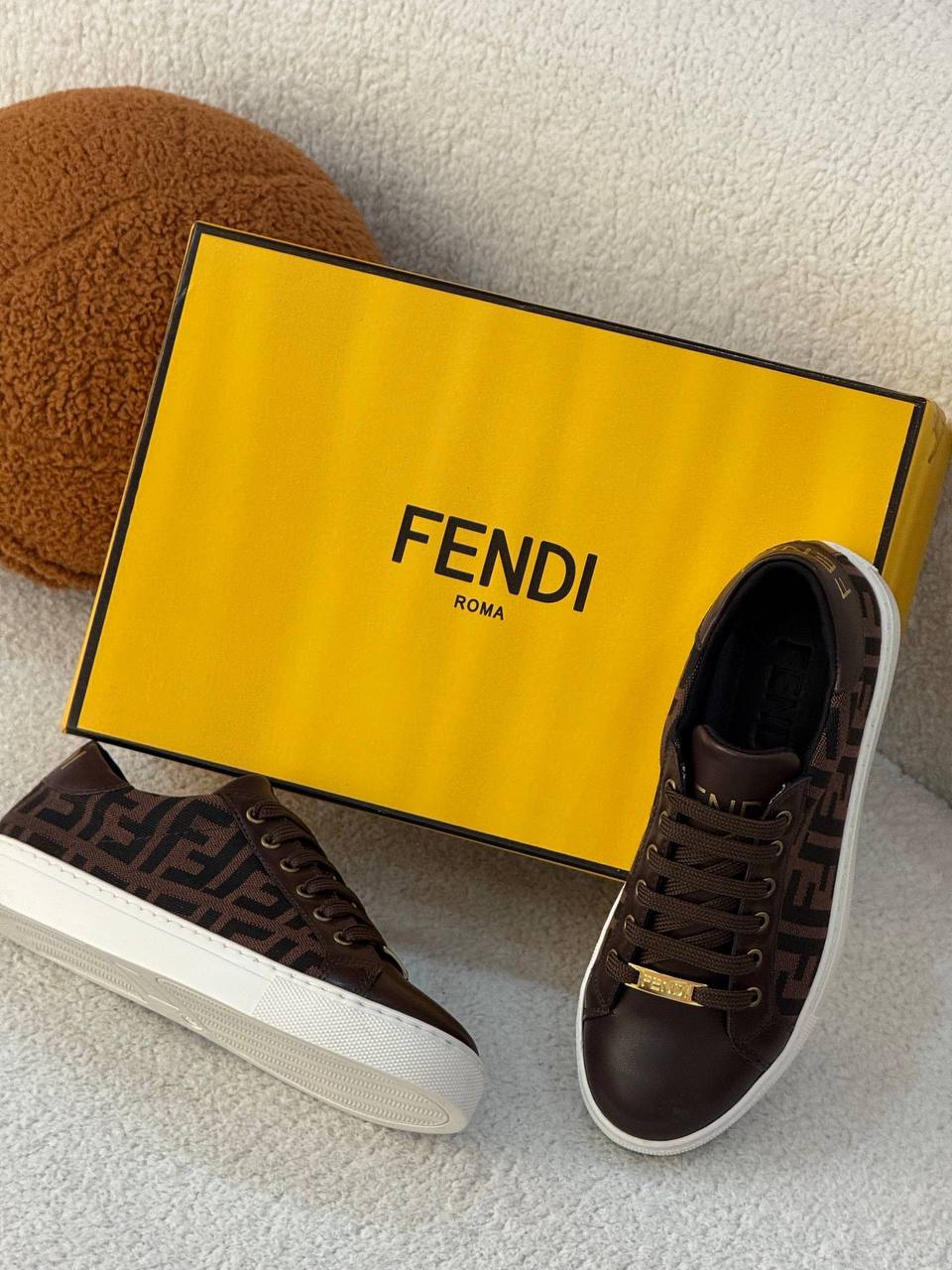 FND Sneakers