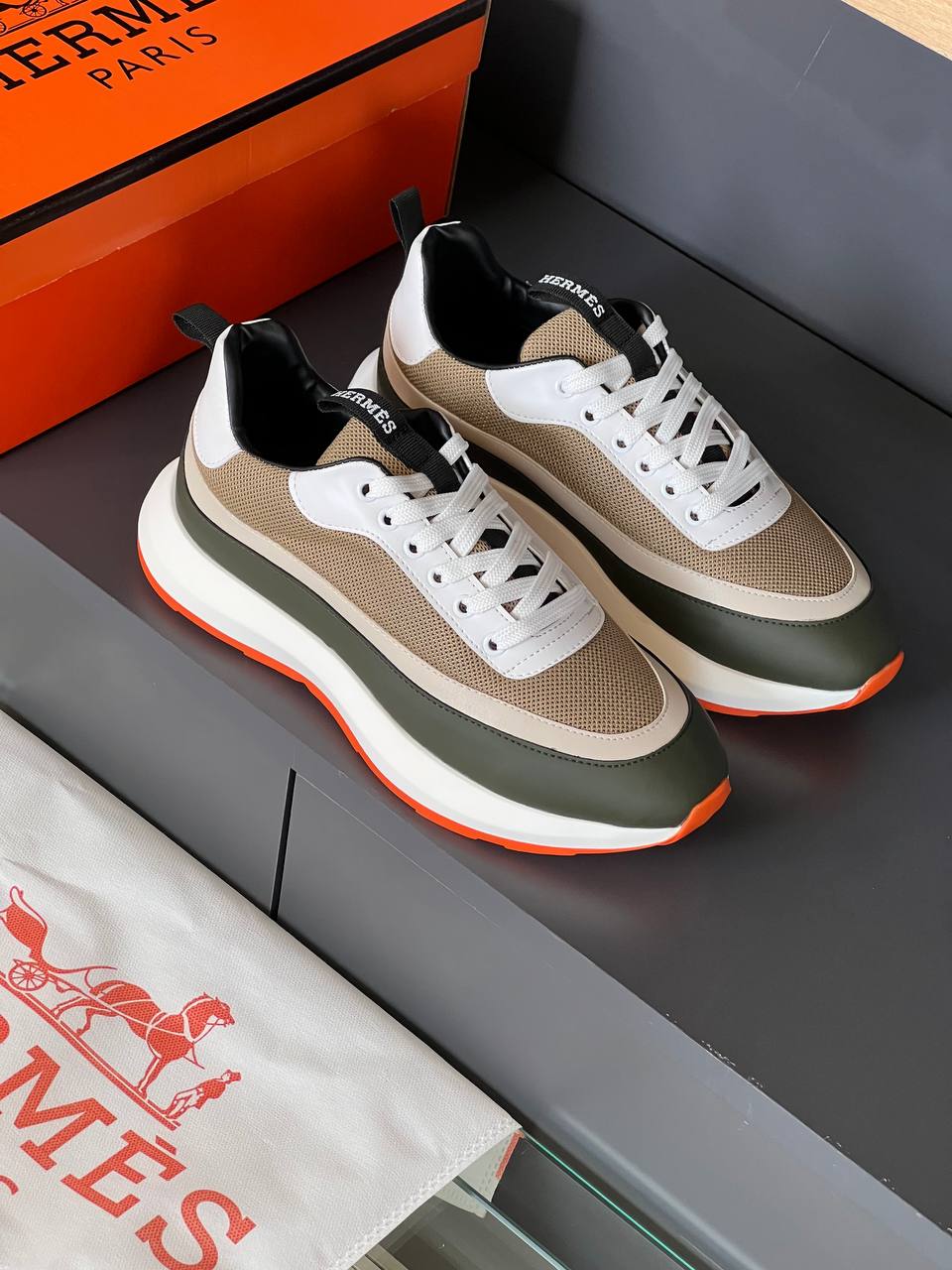 Zapatillas HMS nuevas