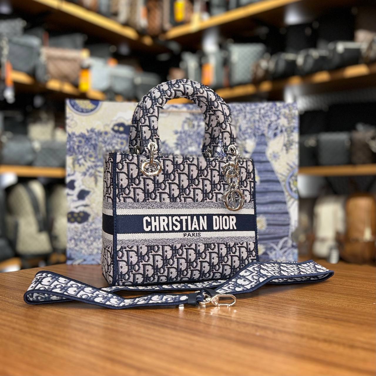 Medium Lady Bag