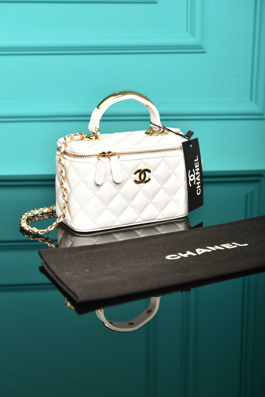 Quilted Small Lambskin Vanity Case