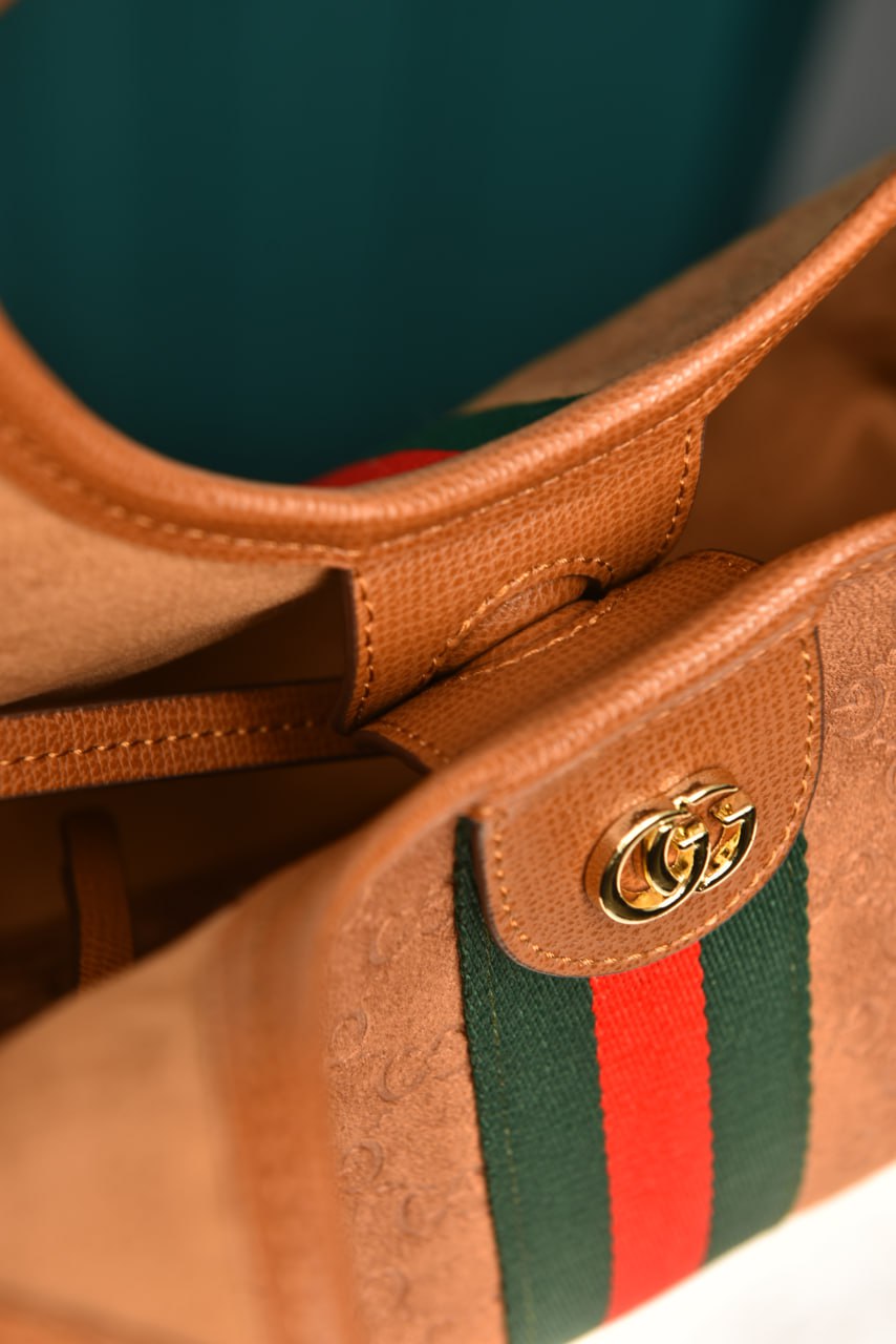 Giglio Small Tote Bag in Suede