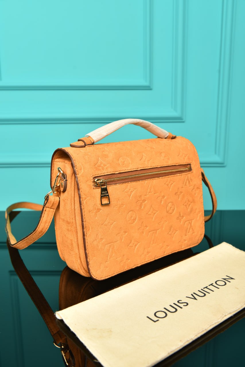 Pochette Metis Bag in Suede