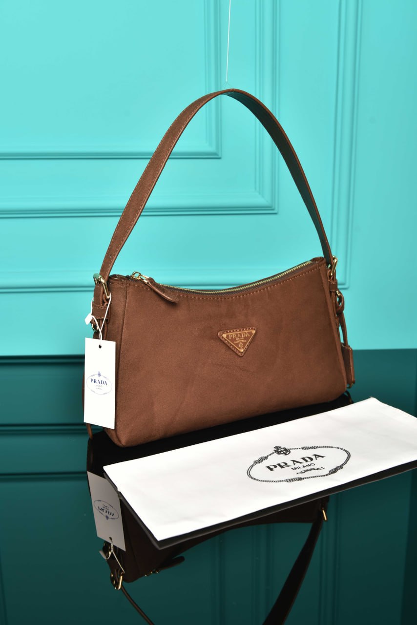 Aimee Medium Leather Shoulder Bag in Suede