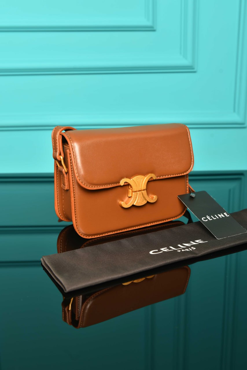Classique Triomphe Bag in Shiny