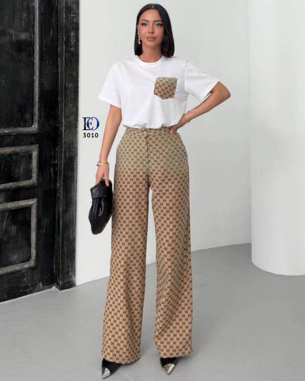 Fabric: Woven Jacquard Fabric Stone detailed Set Top Quality