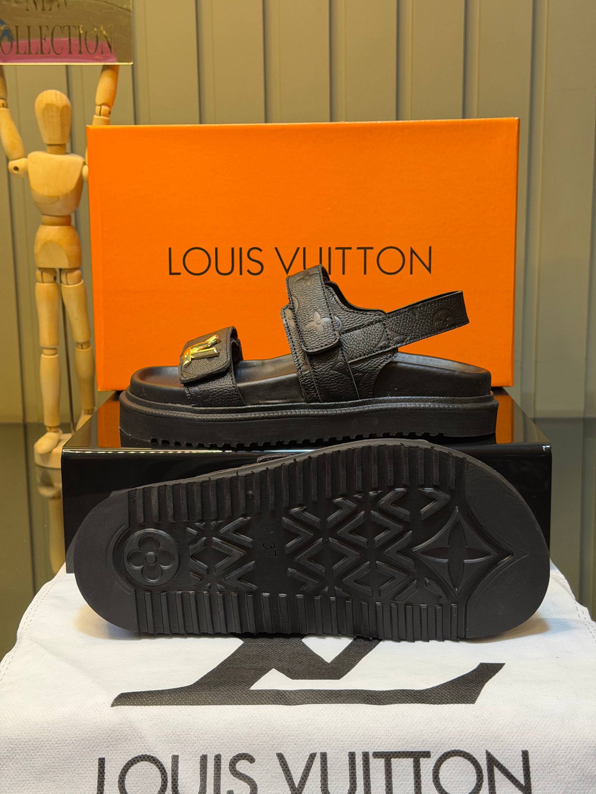 L New Season Sandals