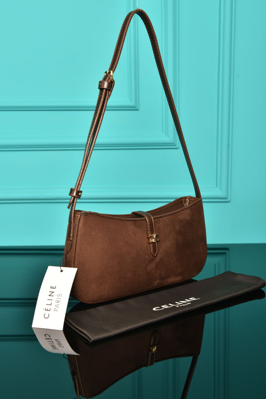 Tina Shoulder Bag in Triomphe