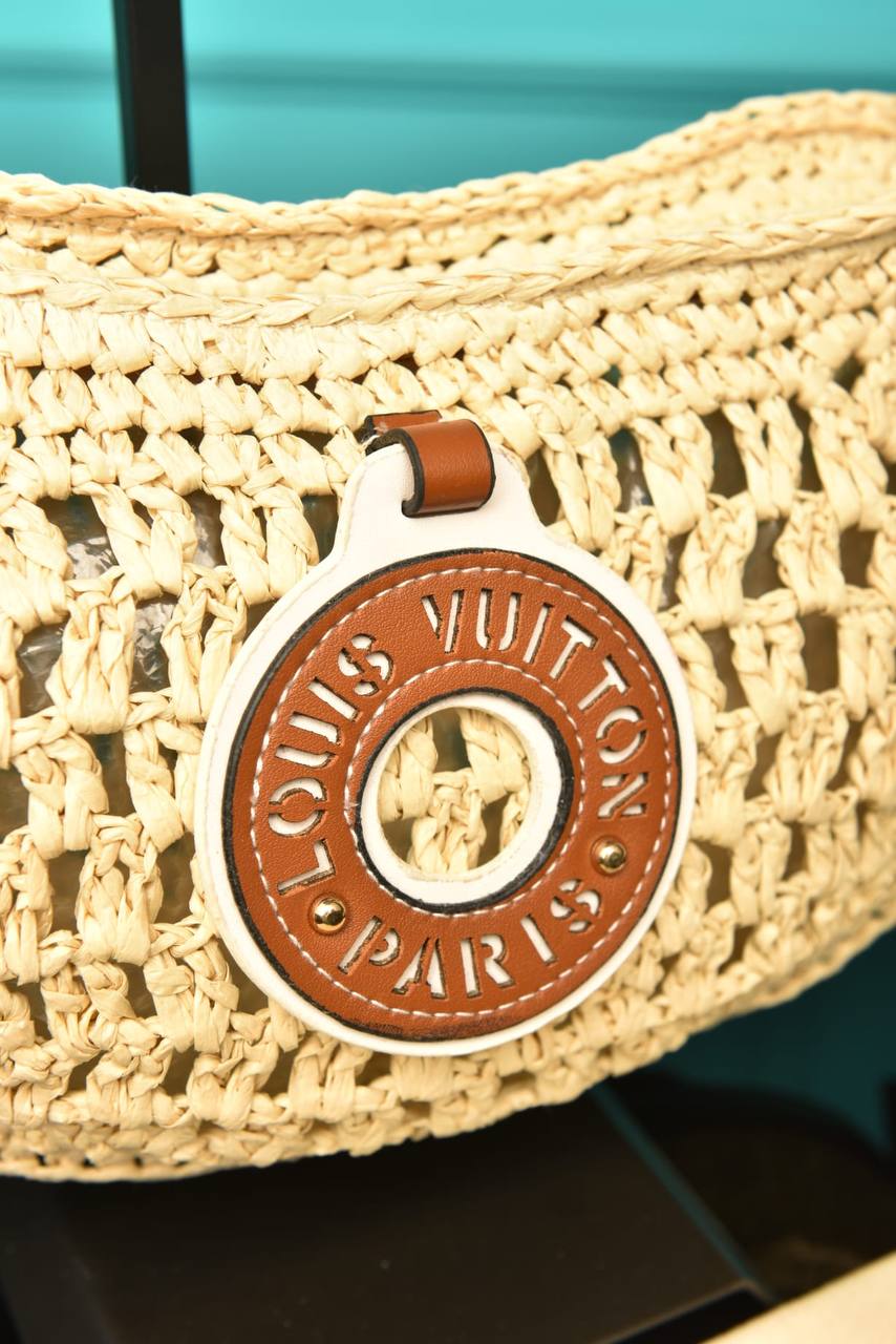 Icare in Raffia