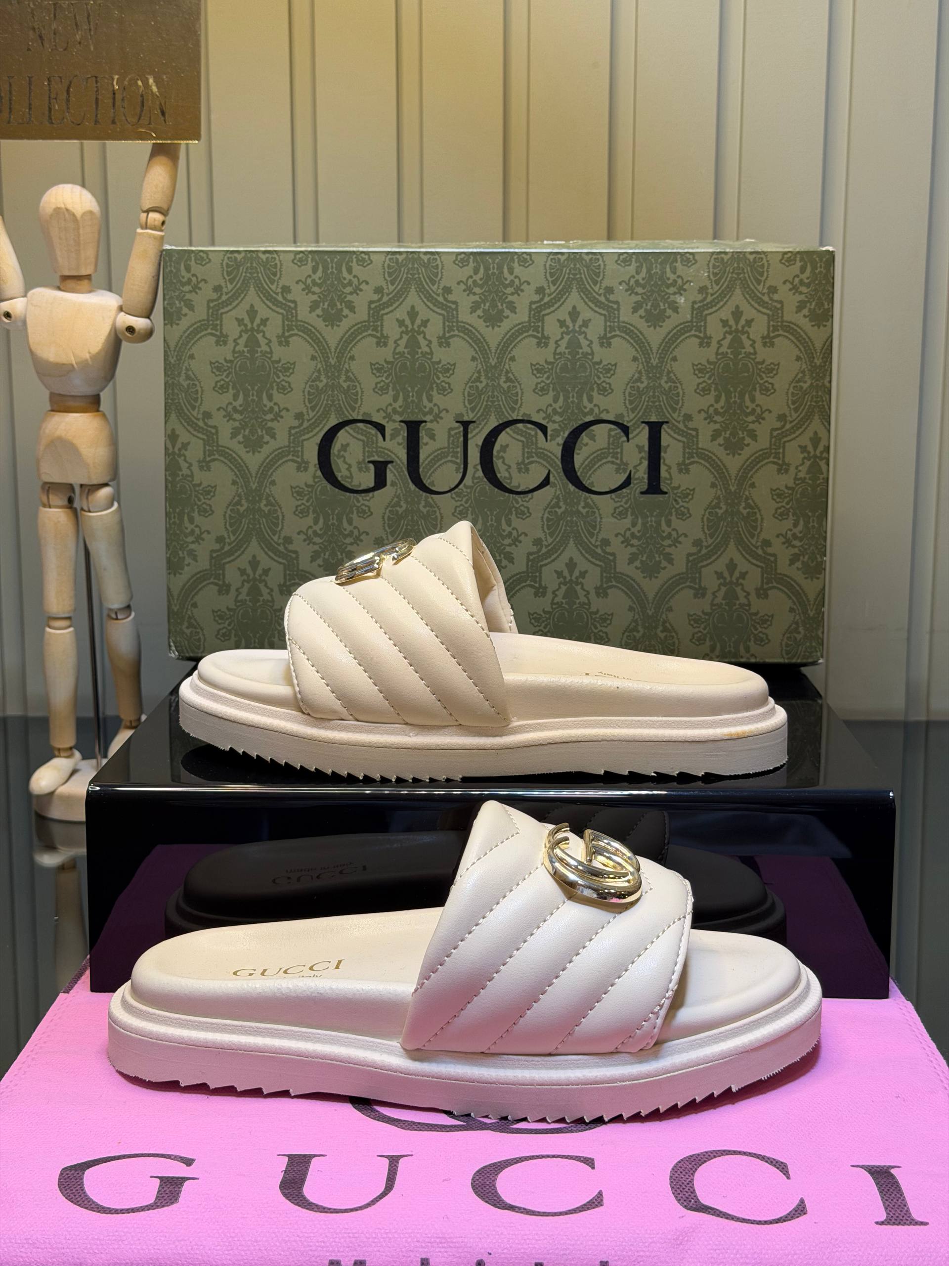 G. New Season Slipper
