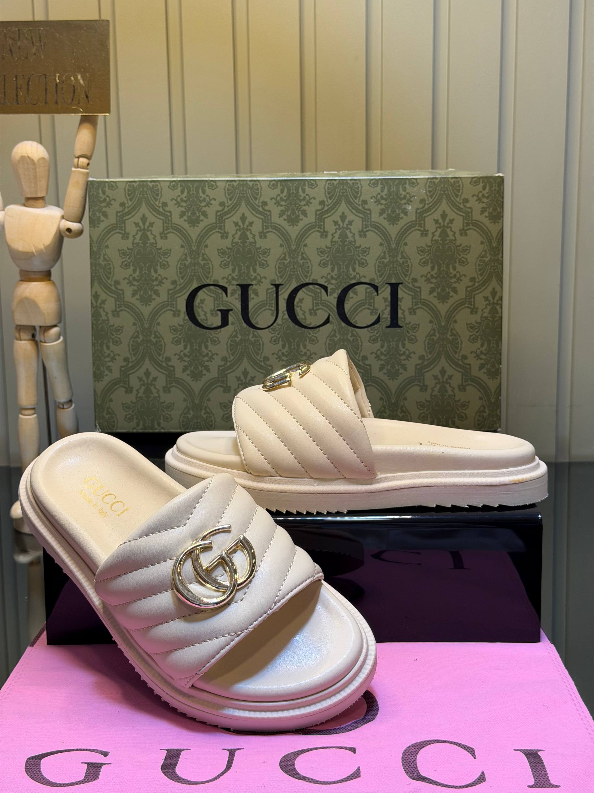 G. New Season Slipper