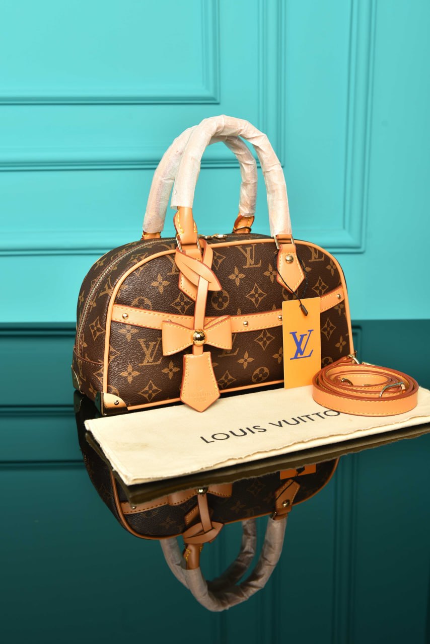 TMHandbag East-West