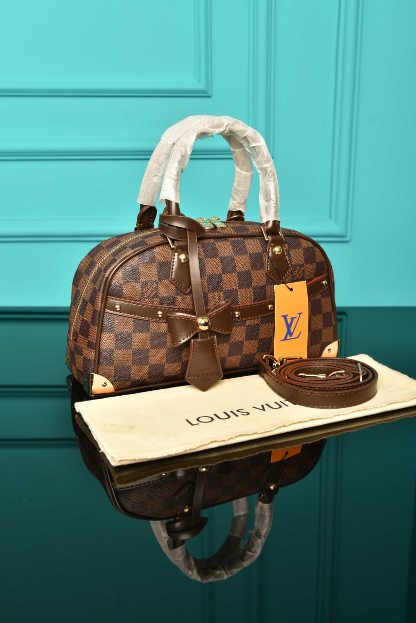 TMHandbag East-West