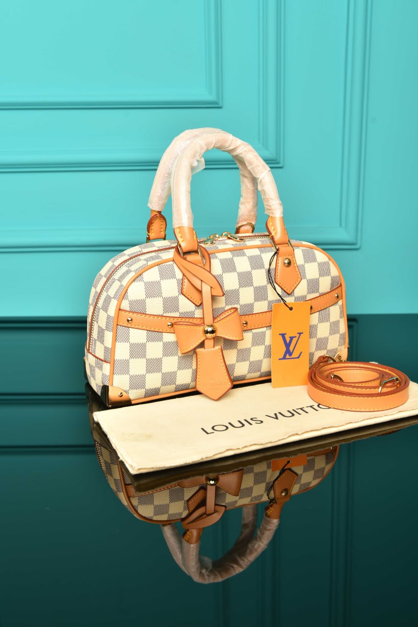 TMHandbag East-West