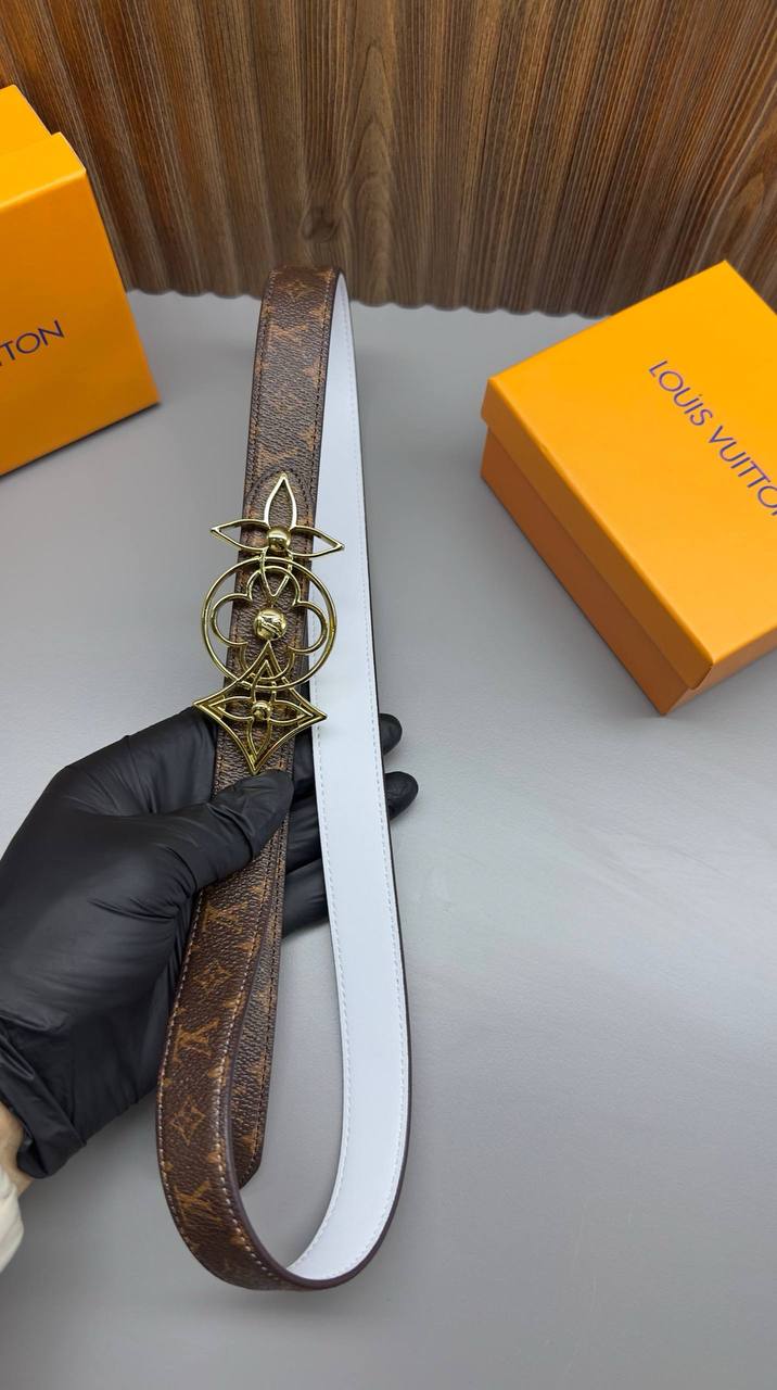 Anti-tarnish steel buckle   Genuine leather