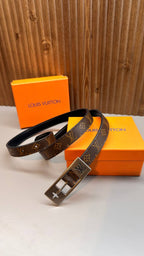 Anti-tarnish steel buckle