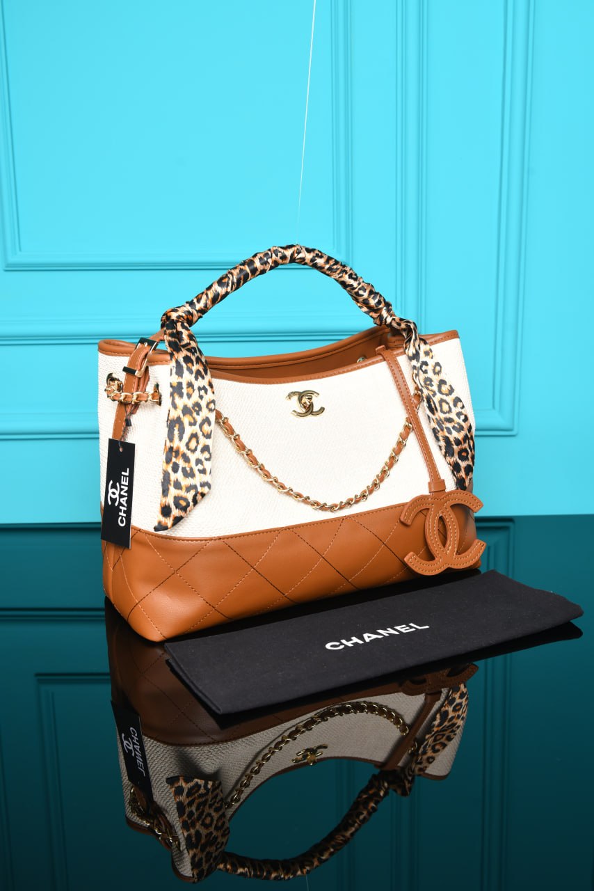 CH Shopping Bag