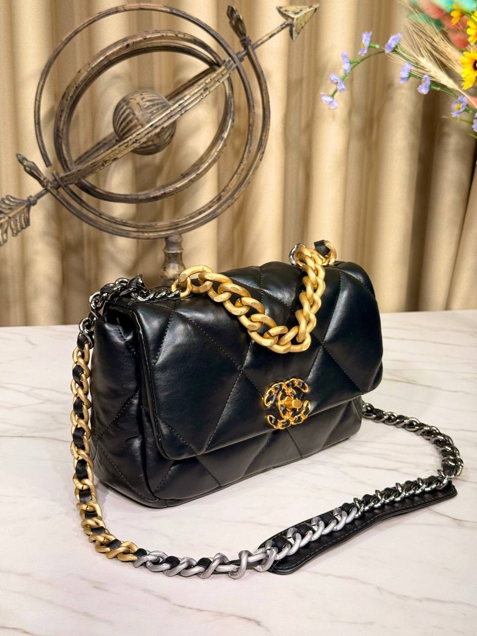 19 Flap Bag