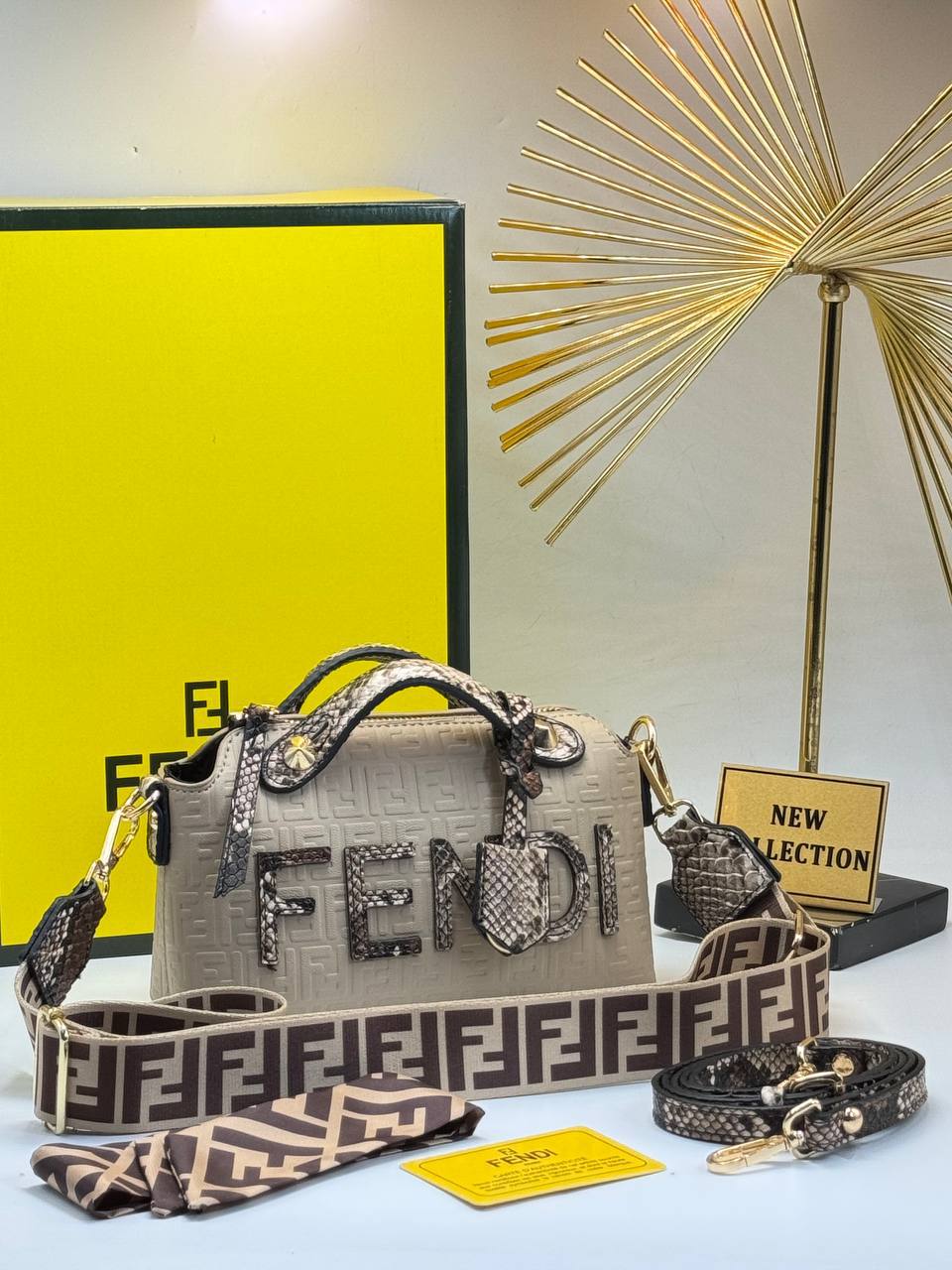 SMALL HANDBAG NEW