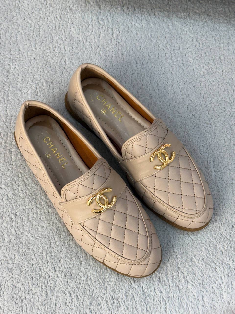 c.h flat shoes
