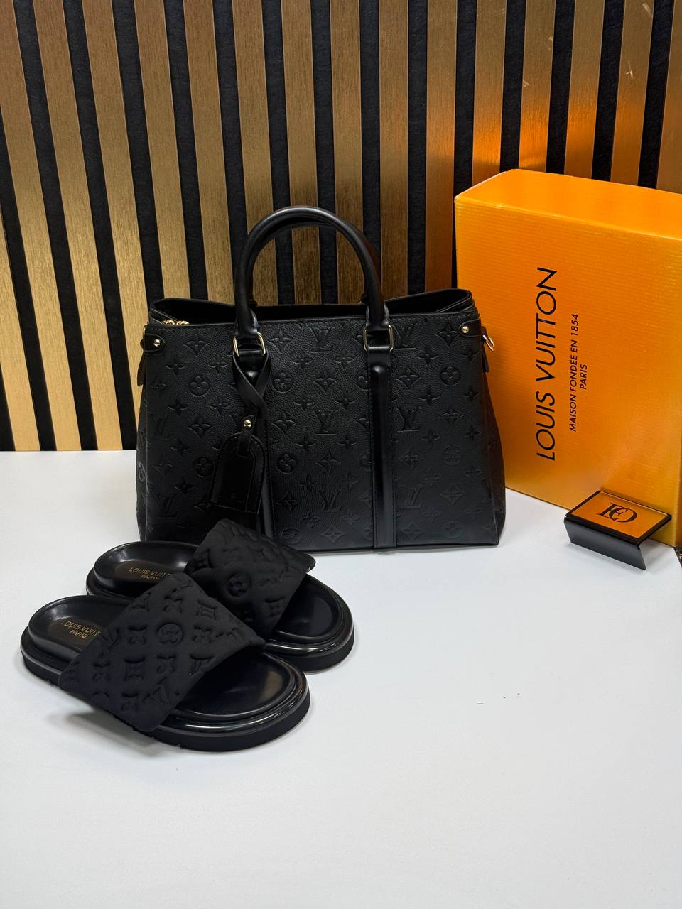 l.v slipper and bag set